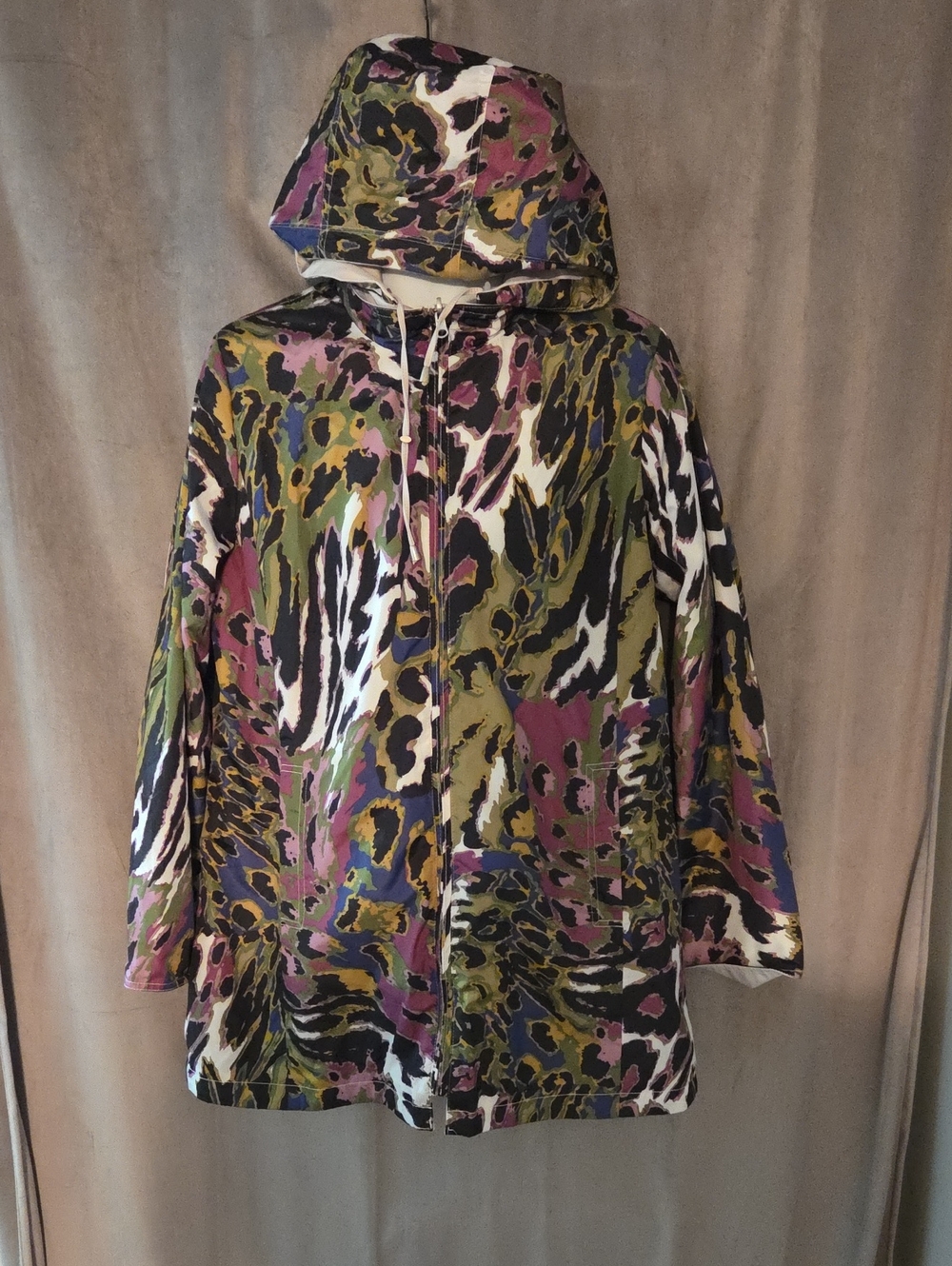 Multicolor Abstract Animal Print Hooded Jacket Fits 23" Ptp